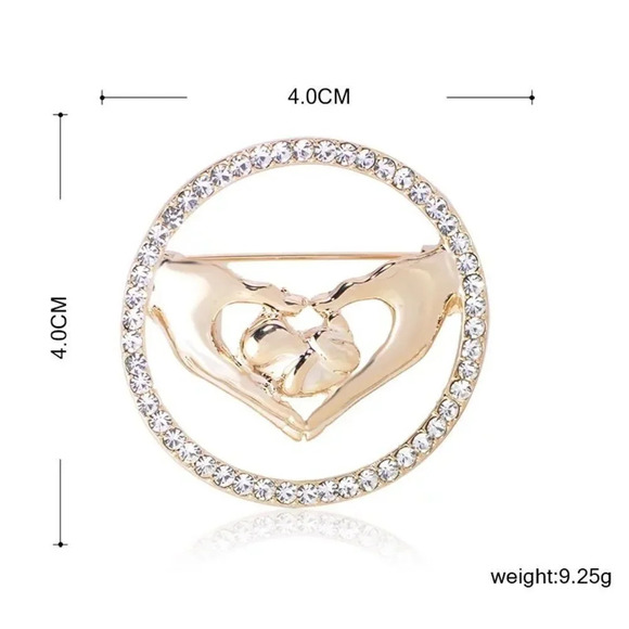 VQ Love Hands with Newborn Brooch - Picture 5 of 5